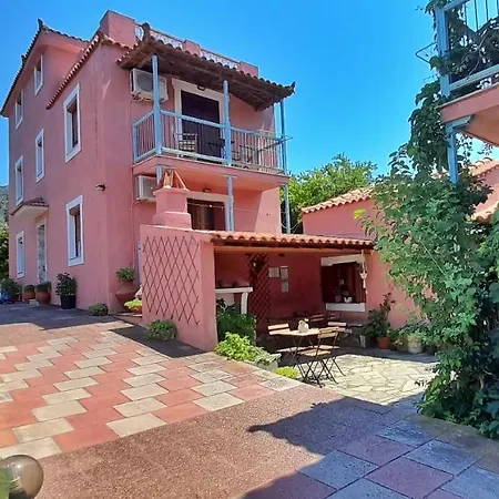 Georgia Apartment Stafylos