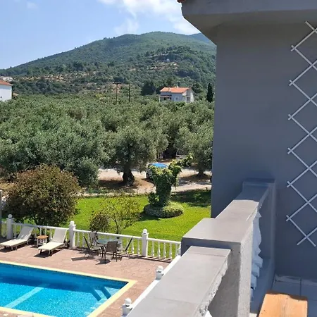 Georgia Lägenhet *