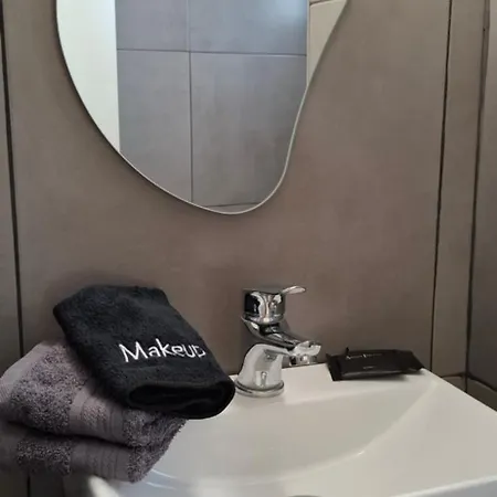 Georgia Apartment